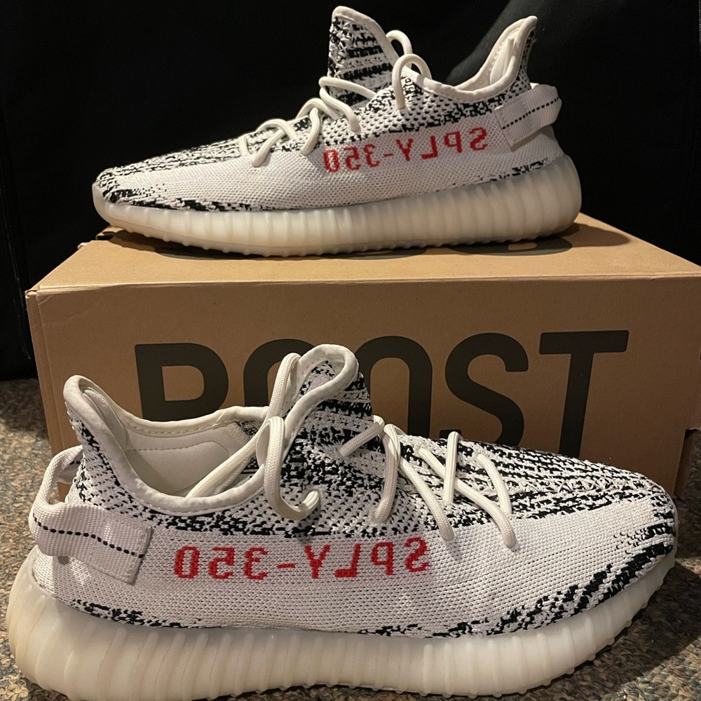 Adidas Yeezy 350 V2 ‘Zebra’